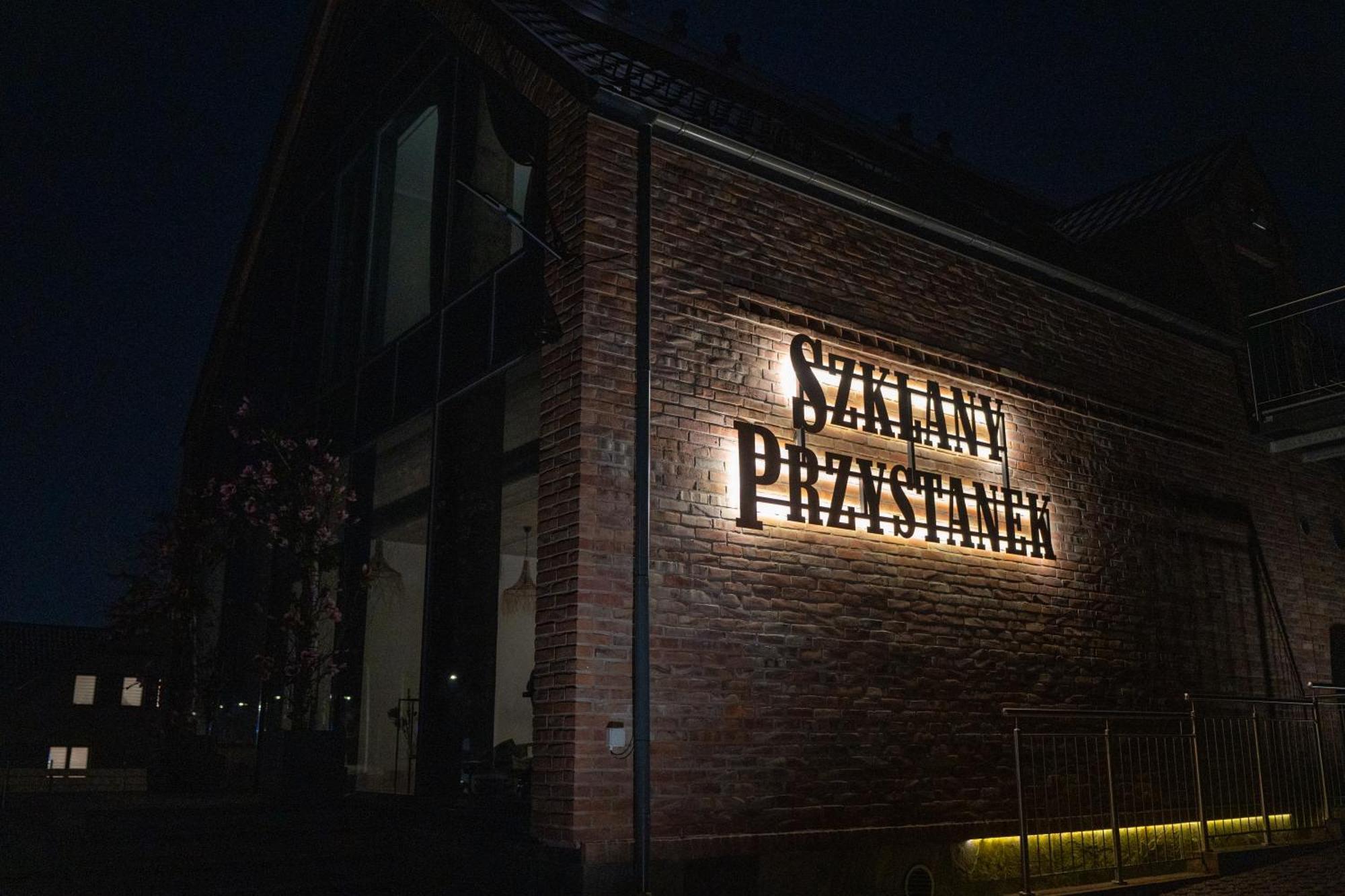 Szklany Przystanek