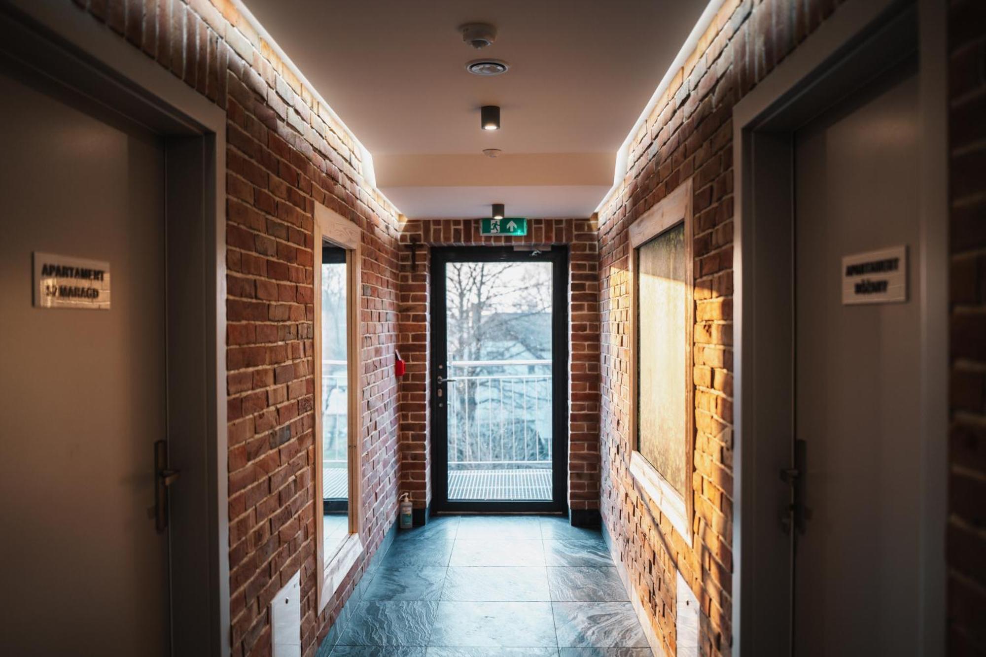 Szklany Przystanek Apartment